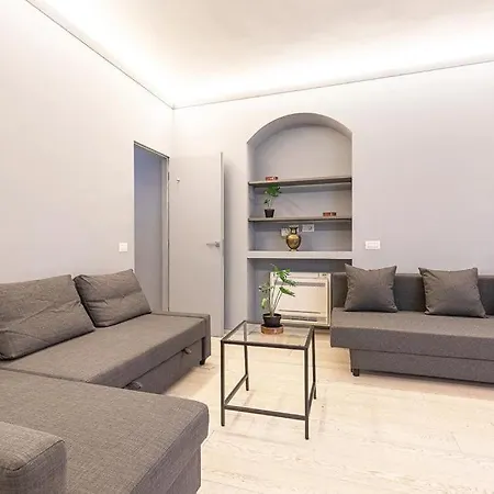 Lägenhet Arco Della Pace Loft Di Lusso